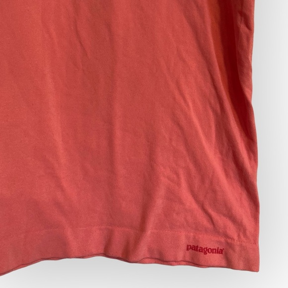 Women's Patagonia Red Pink Nylon Outdoor Activity Floral Graphic Top Size Medium - Picture 5 of 15